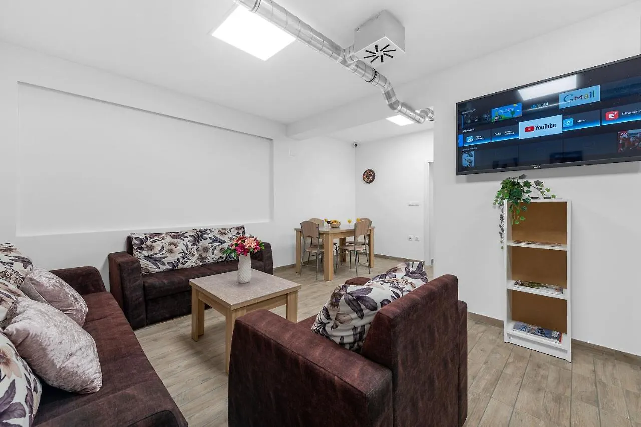 Hostel Elli Split 0*,